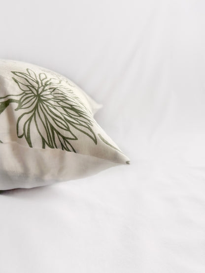 Dahlia Bloom - Pure Linen Throw Pillow Cover - 20X20"